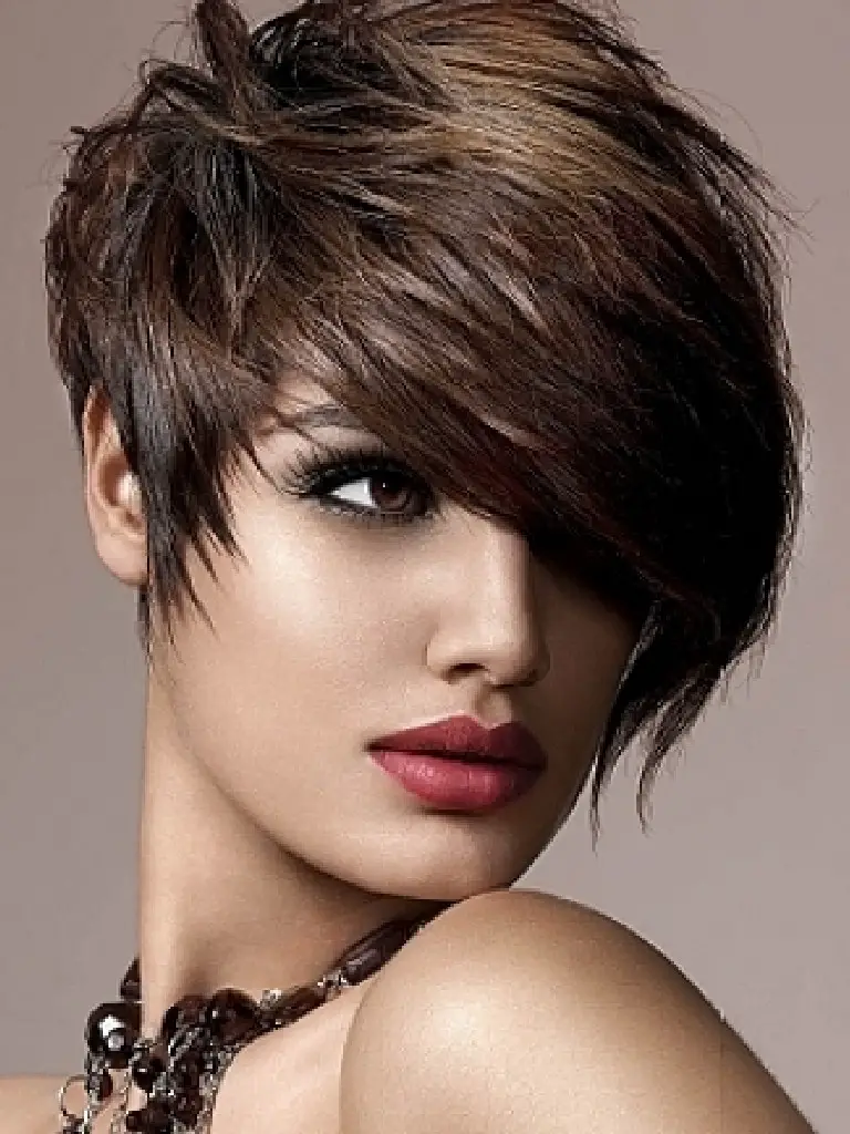 Short Hairstyles for Girls 19